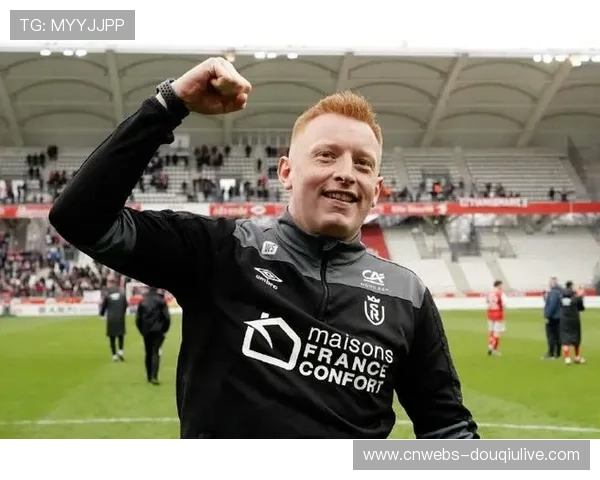 威尔·斯蒂尔的5-4-1防守体系，打造朗斯主场钢铁防线